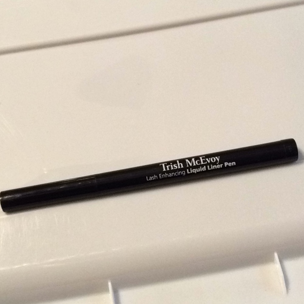 Trish mcevoy liquid eyeliner